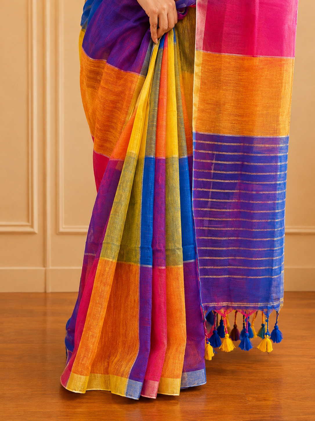 Rangvarna - Linen Saree