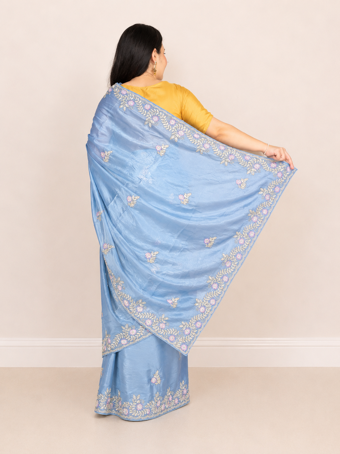 Induvela - Festive Silk
