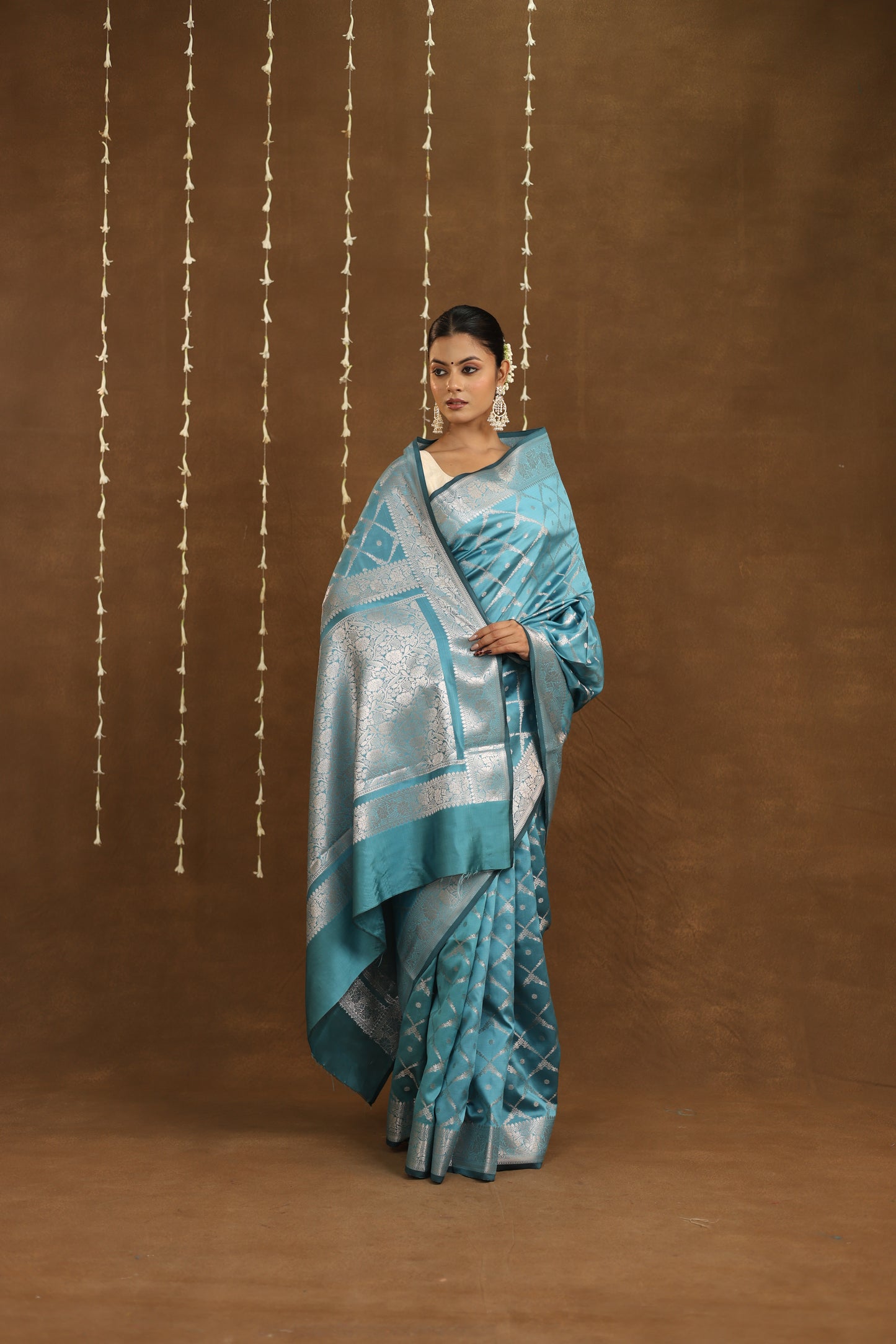 Gulbanaras - Festive Silk