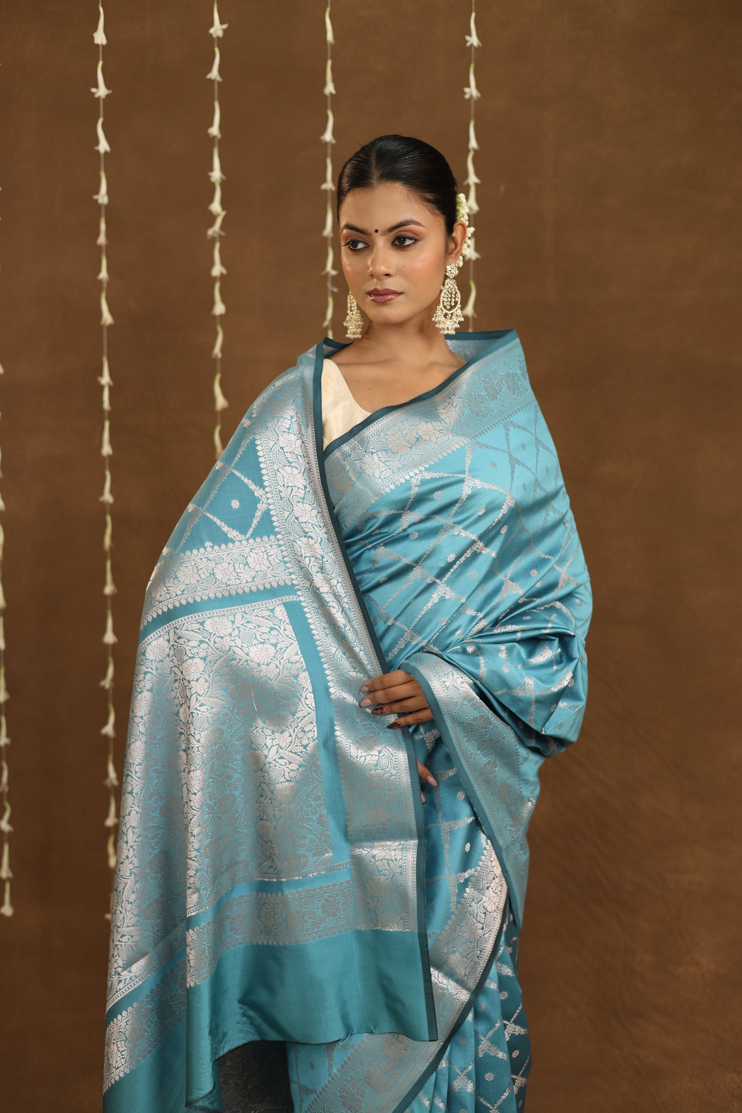 Gulbanaras - Festive Silk