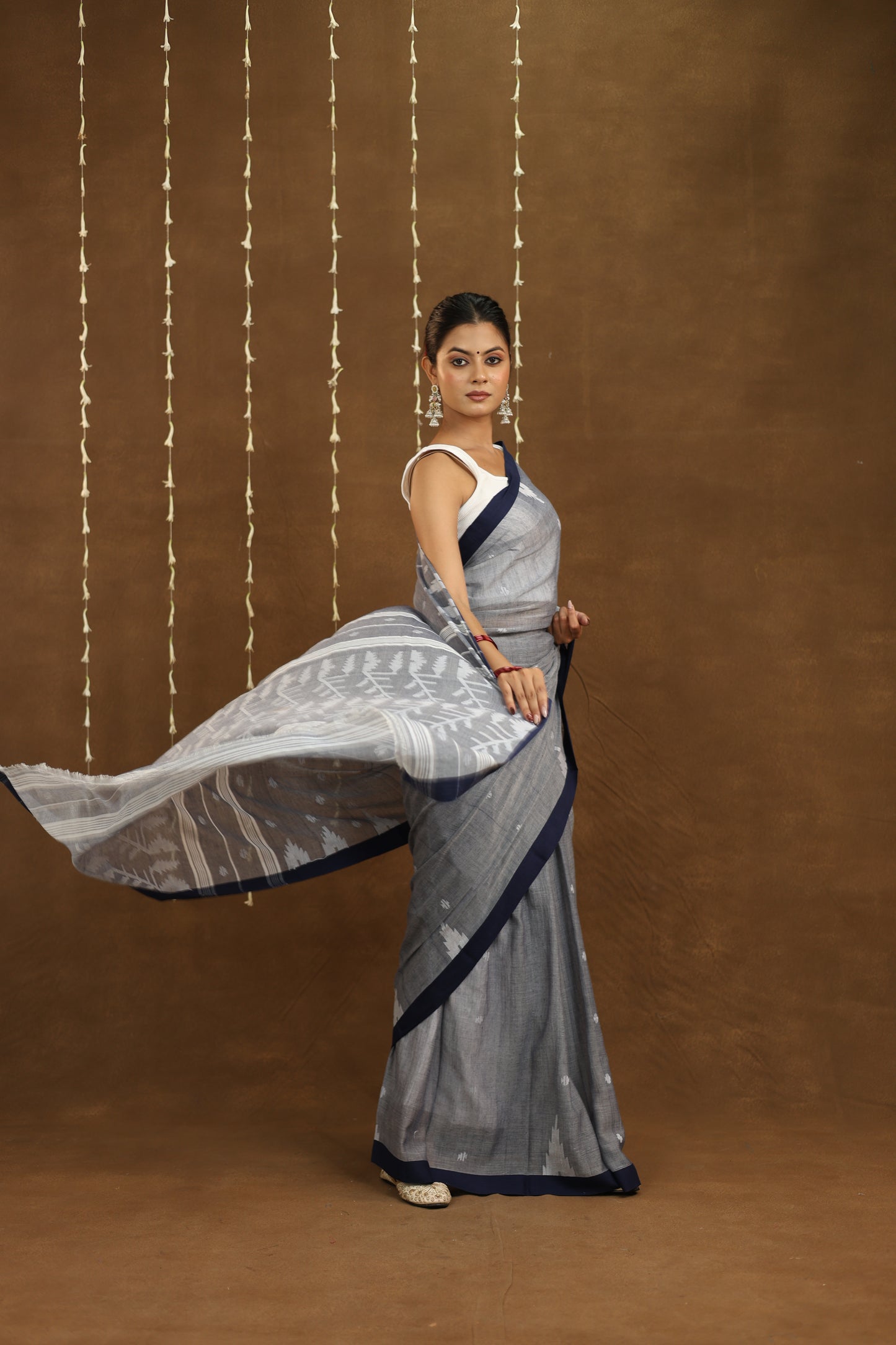 Rajata - Handloom Mul Cotton