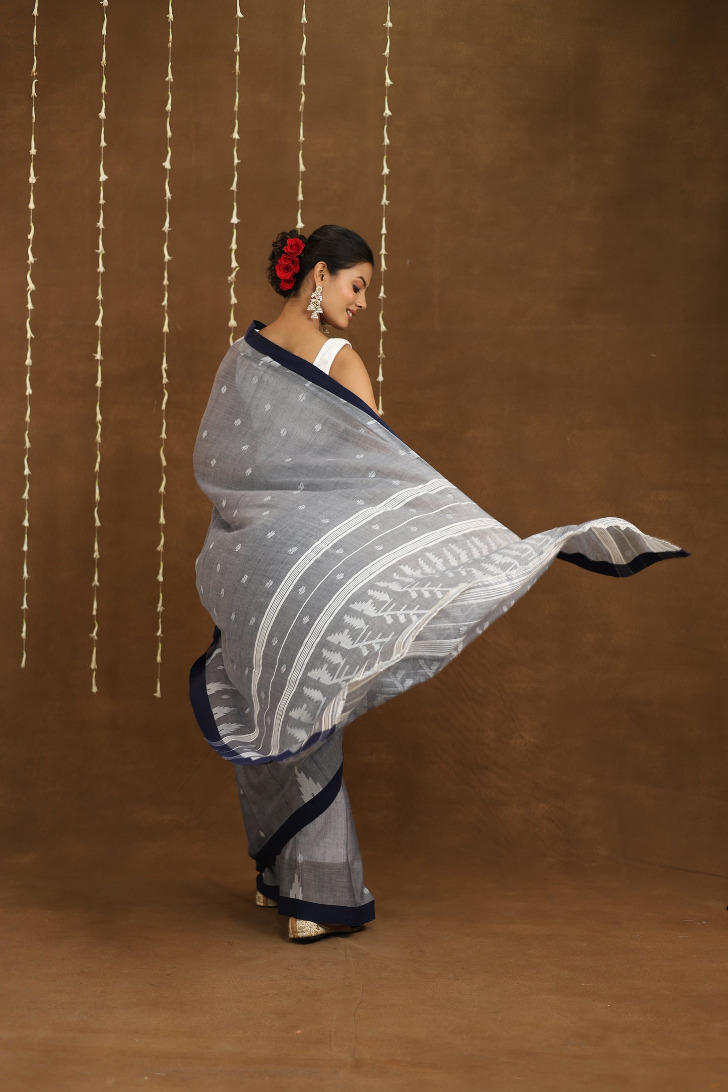 Rajata - Handloom Mul Cotton