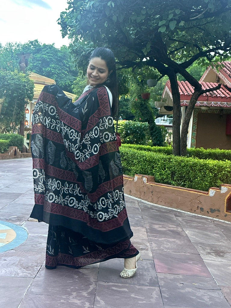 Shyama Rekha - Handblock Cotton